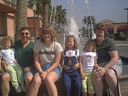 Emily, Duane, Amanda, Kaitlyn, Marissa and Carol 