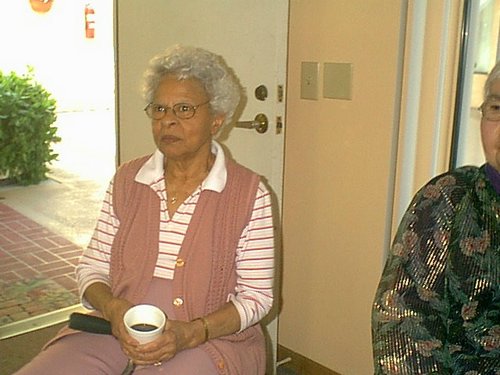 10-Toni_Edna.jpg
